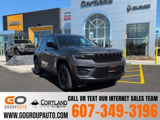 New 2025 Jeep Grand Cherokee Altitude image 1