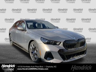 Used 2025 BMW i5 eDrive40i w/ M Sport Package image 1