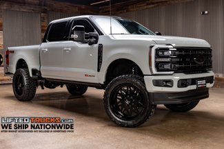 Used 2025 Ford F250 Platinum image 1