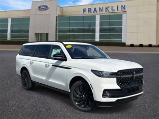 New 2025 Lincoln Navigator L Reserve w/ Jet Appearance Package image 1