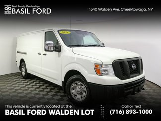 Used 2021 Nissan NV 3500 SV image 1