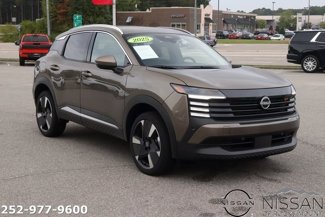 Used 2025 Nissan Kicks SR video 1
