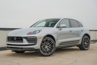 Certified 2025 Porsche Macan image 1