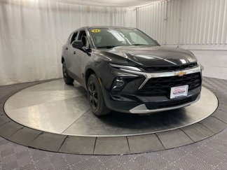 Used 2023 Chevrolet Blazer LT image 1