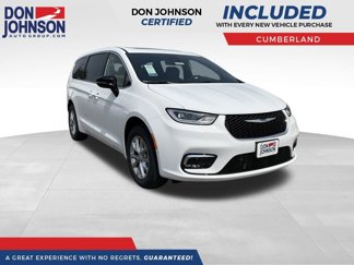 New 2025 Chrysler Pacifica Select w/ Uconnect Theater Family Group image 1