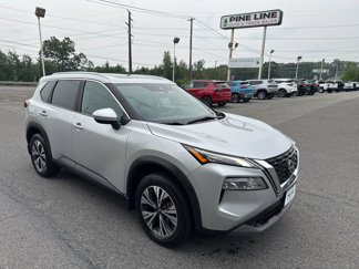 Used 2023 Nissan Rogue SV image 1