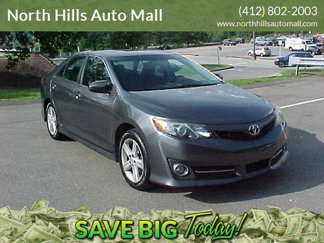 Used 2014 Toyota Camry SE image 1
