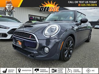 Used 2018 MINI Cooper S image 1