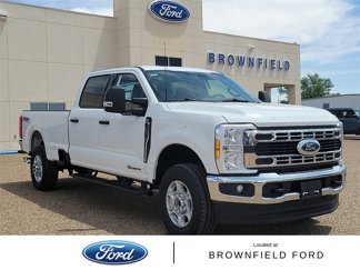 New 2025 Ford F350 4x4 Crew Cab Super Duty image 1