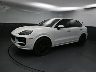Certified 2024 Porsche Cayenne S image 1