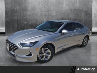Used 2022 Hyundai Sonata SE image 1