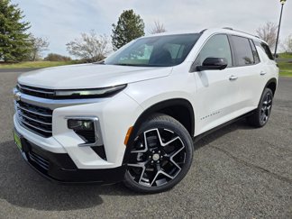 New 2025 Chevrolet Traverse High Country image 1