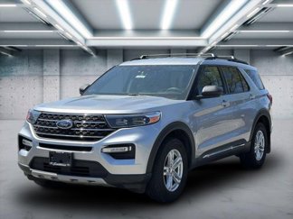 Used 2022 Ford Explorer XLT w/ Equipment Group 202A image 1
