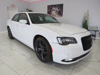 Used 2021 Chrysler 300 S image 1
