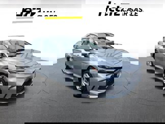 Used 2025 Toyota Camry LE image 1