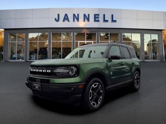 Used 2024 Ford Bronco Sport Outer Banks image 1
