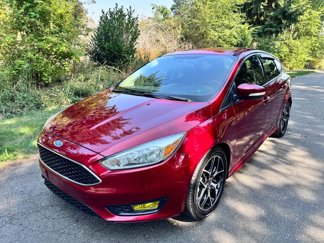 Used 2015 Ford Focus SE w/ SE Sport Package image 1