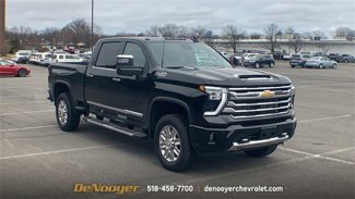 Used 2025 Chevrolet Silverado 3500 High Country w/ High Country Premium Package image 1