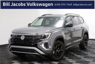 New 2025 Volkswagen Atlas Peak Edition SE image 1
