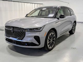 New 2025 Lincoln Nautilus Reserve image 1