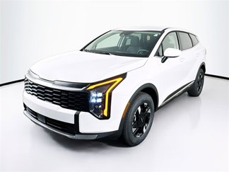 New 2026 Kia Sportage LX image 1