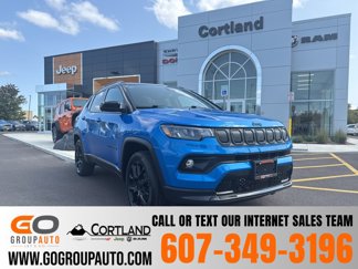 Used 2022 Jeep Compass Altitude w/ Convenience Group image 1