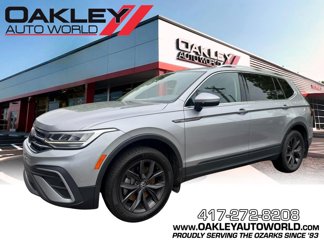 Used 2022 Volkswagen Tiguan SE image 1