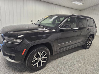 Used 2024 Jeep Grand Cherokee L Limited w/ Luxury Tech Group II image 1