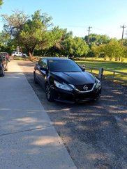 Used 2017 Nissan Altima 2.5 SV image 1