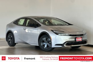 New 2026 Toyota Prius Plug-In Hybrid image 1