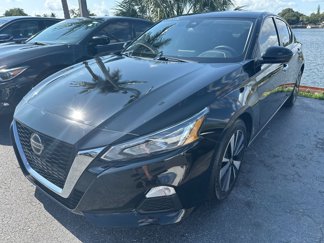 Used 2021 Nissan Altima 2.5 SV image 1