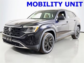 New 2025 Volkswagen Atlas Cross Sport SE image 1
