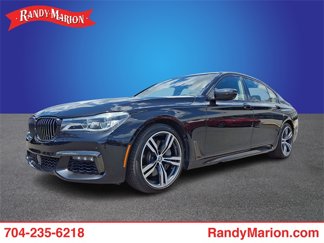 Used 2019 BMW 750i w/ M Sport Package image 1