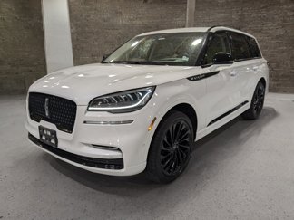 Used 2022 Lincoln Aviator Reserve w/ Equipment Group 201A image 1