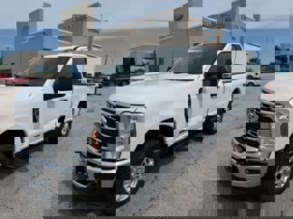 New 2025 Ford F250 XLT image 1