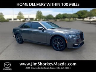 Used 2022 Chrysler 300 Touring L image 1