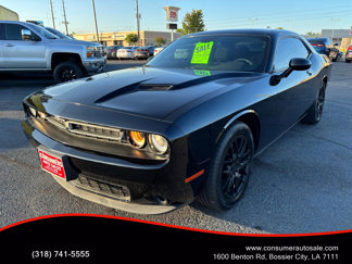 Used 2019 Dodge Challenger SXT w/ Cold Weather Group image 1