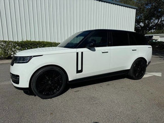 Used 2022 Land Rover Range Rover Long Wheelbase SE image 1