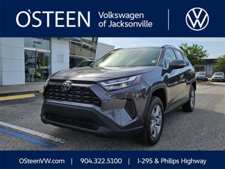 Used 2025 Toyota RAV4 XLE image 1