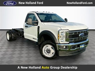 New 2025 Ford F550 4x4 Regular Cab Super Duty image 1