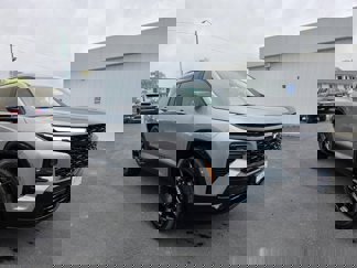 New 2025 Chevrolet Traverse RS image 1