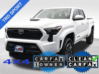 Used 2024 Toyota Tacoma TRD Sport image 1