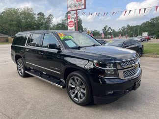 Used 2017 Chevrolet Suburban LT w/ LT Signature Package image 1