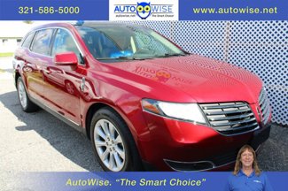 Used 2018 Lincoln MKT AWD image 1