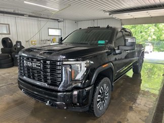 Used 2024 GMC Sierra 2500 Denali Ultimate image 1