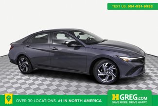 Used 2025 Hyundai Elantra Sport image 1