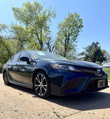 Used 2021 Toyota Camry SE image 1