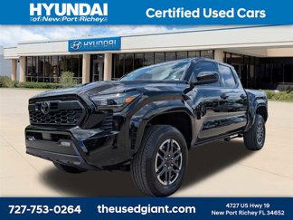 Used 2025 Toyota Tacoma Limited video 1