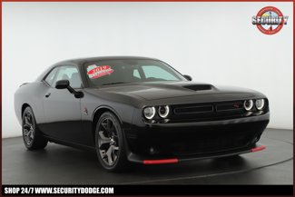 Used 2019 Dodge Challenger R/T w/ Cold Weather Group image 1