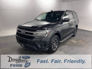 Used 2023 Ford Expedition XLT image 1